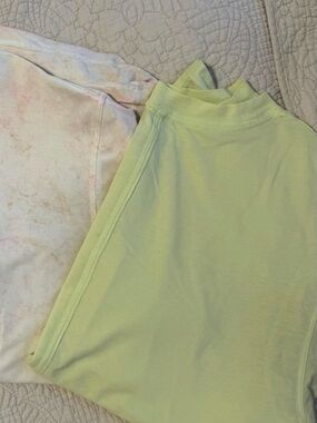 Lululemon All Yours Tee - size 6